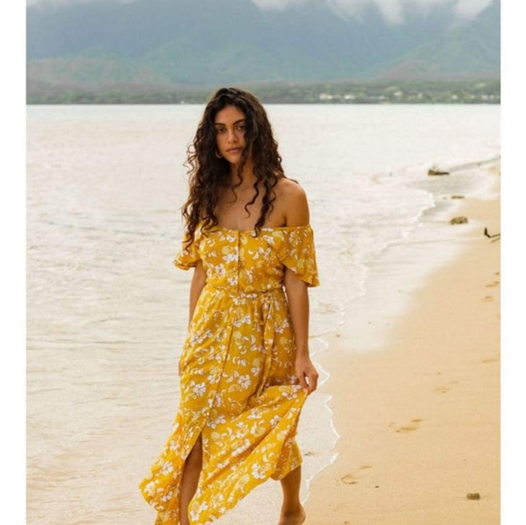 YIREH Dresses & Skirts - Indah Rose Maxi Dress in Honey